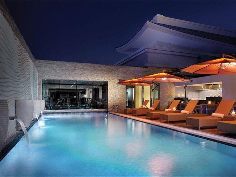 Asiana Hotel Dubaj Exteriér fotografie The swimming pool at the hotel