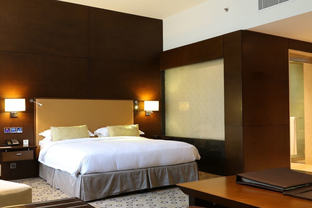 Asiana Hotel Dubaj Exteriér fotografie A bedroom at the hotel